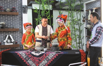 ���ս���