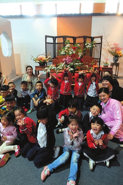 �������������Ĳ廨��Ʒ��Ӱ