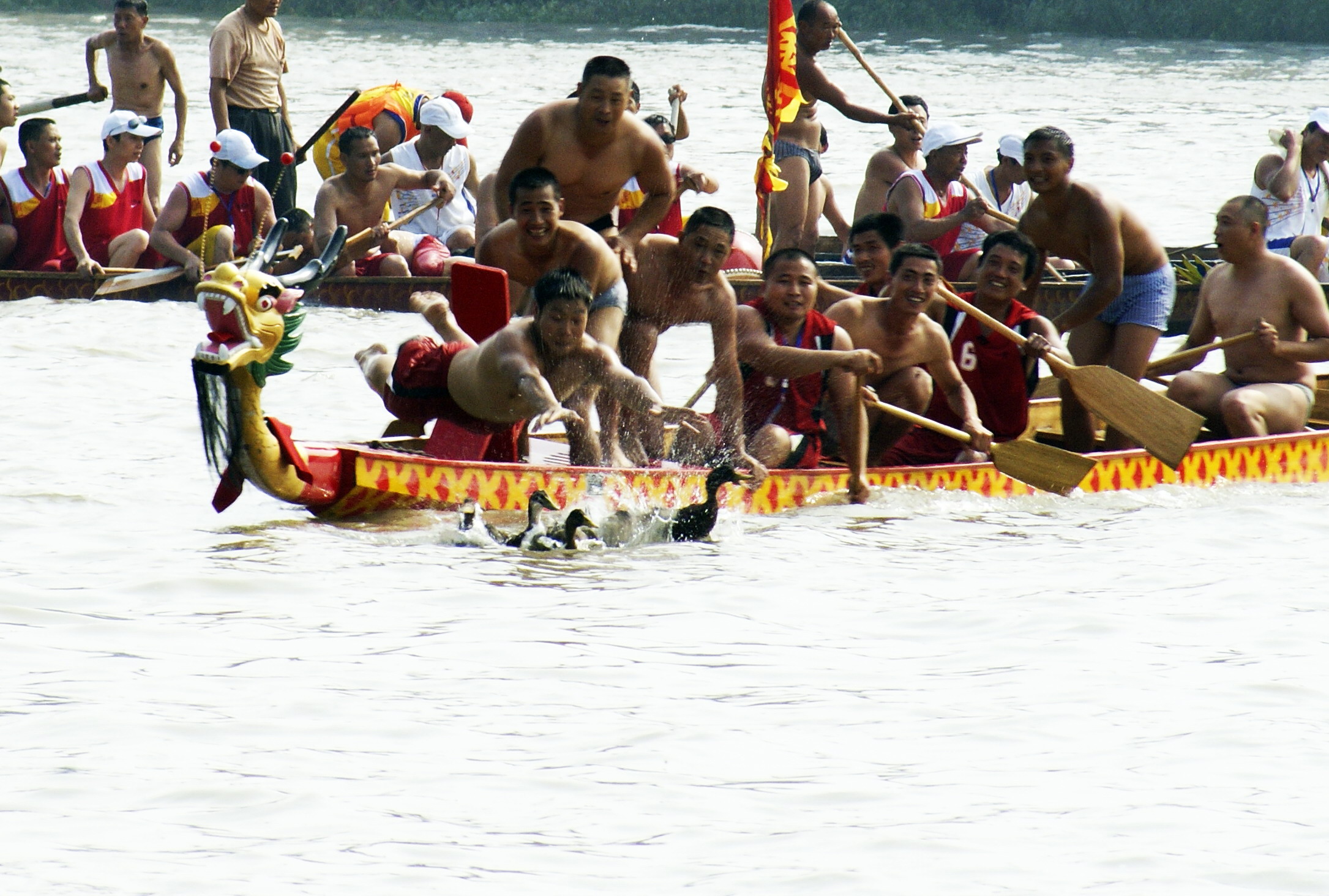 �������ۻᾫ����Ӱ