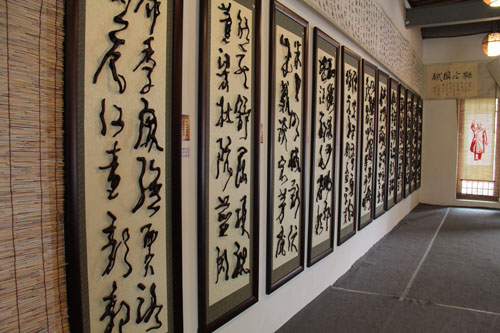 ��������