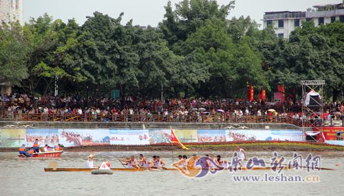 ��ͼ˵����ͨ������������