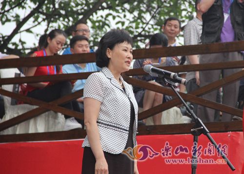 ��ί��ί�������������緼������Ļ