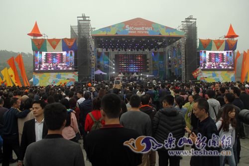 ��üɽ���ֽ��ֳ���ɽ�˺�