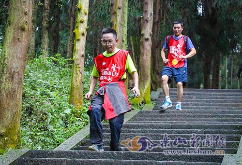 ��ɽ������