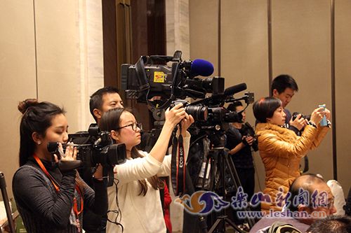 ��üɽ-��ɽ������ųɹ�20�����������ͨ�����ֳ�