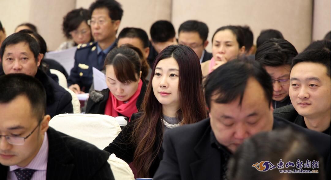 ���߽��˴���λ��鿪Ļ ������������