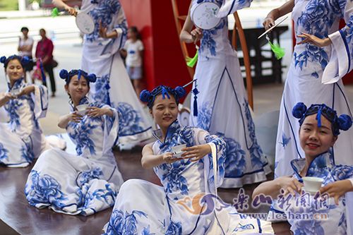 ��Ļʽ�����ֳ�