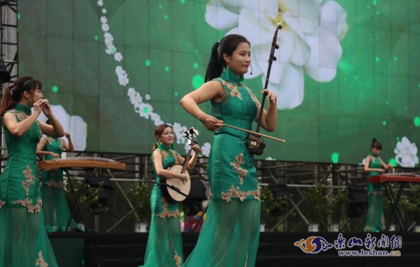 ��Ϊ�ص����������Ļ������ڿ�Ļ