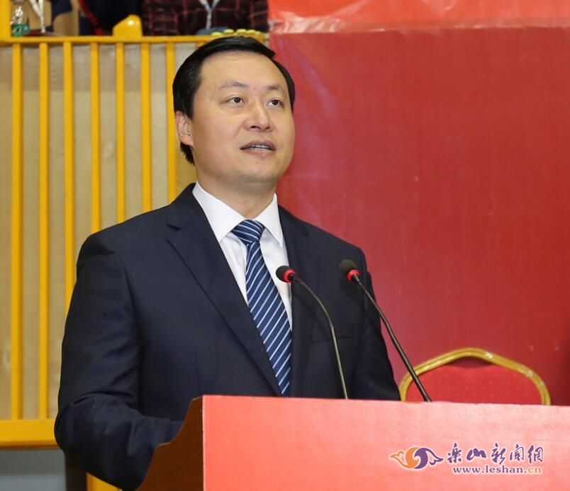 �е��߽��˶����ߵڶ�����˻ᡡ��ͮ�´�