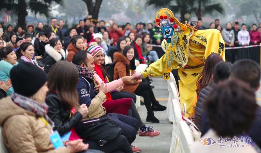 �н����Ļ�֮�ÿ��� �����ĺ�������ζ�����Ļ�