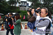 ���ߡ���ǹ���ڡ��۽�������