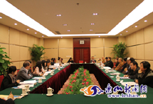 �����ڽ̸۰�̨��������ίԱ�����ֳ�