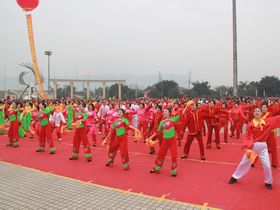 �н����ڻ�Ծ��Ԫ��