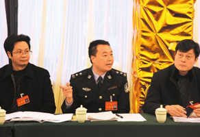 ���˴����ʯ����