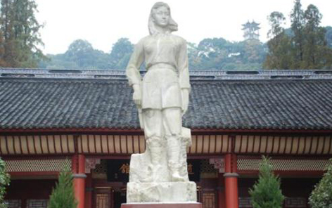 ��һ�������:�Ӵ�ҹ��㵽����ǹ����Ů��ί��