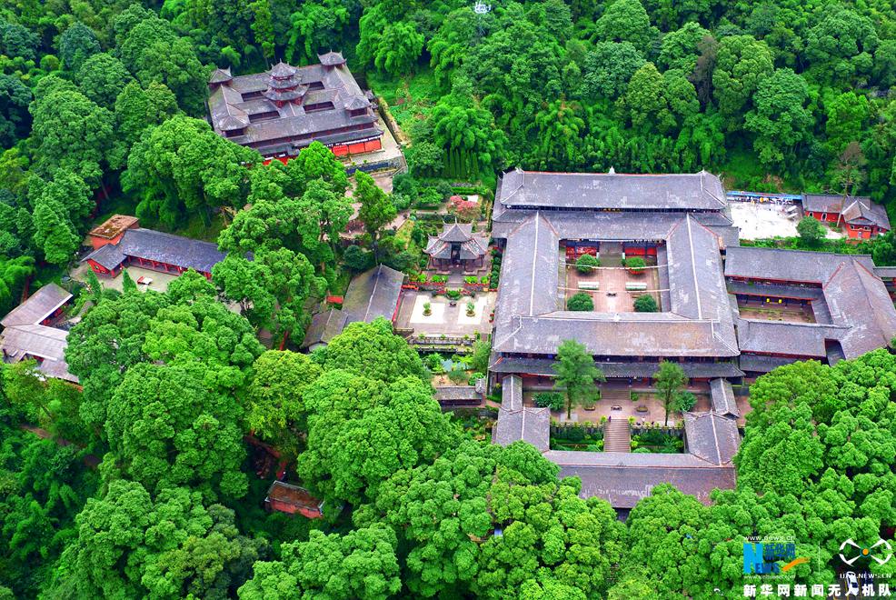 ���Ķ�üɽ������ ���������ɲ���ص�����