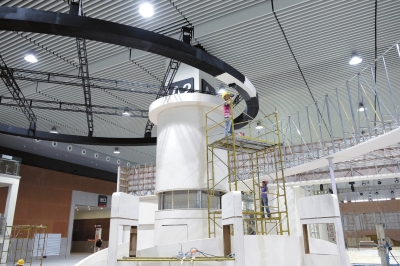 ������չ�ݲ�չ�ӽ���β����